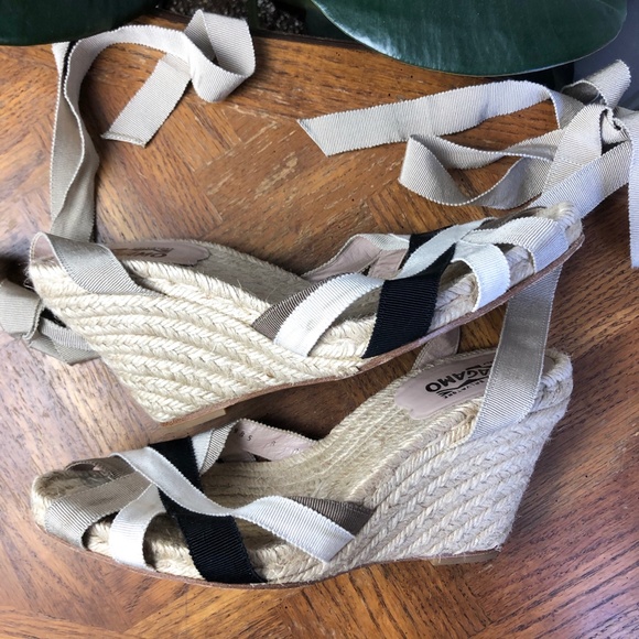 Salvatore Ferragamo Tie-Up Espadrilles Wedges - Picture 4 of 9